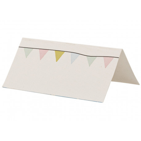 set de 8 cartes nominatives 'fanions' set de 8 cartes nominatives 'fanions'